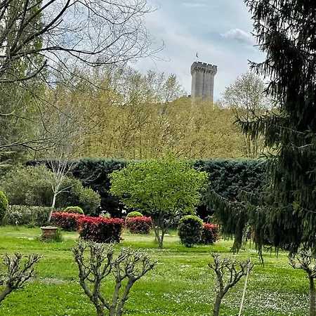 Domaine De Brancas And Petit Domaine De Brancas Beaucaire (Gard)